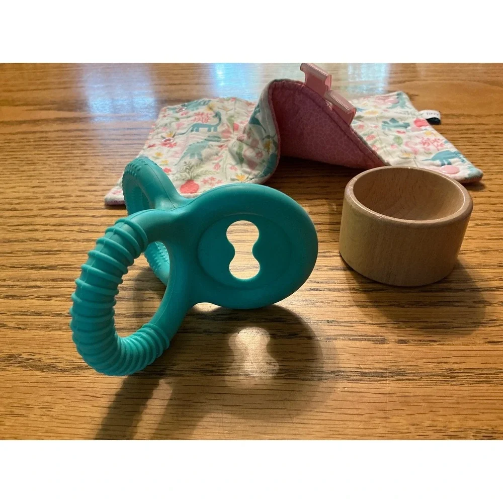 Lovevery Baby Toy Bundle Silicone Teether Wooden Cup Bloom Tiny Dinosaur Wrap